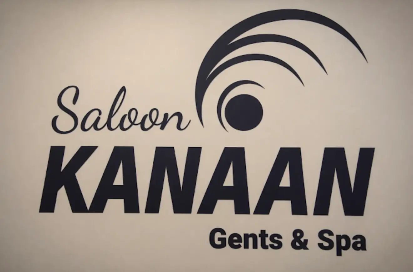 Master barber at work in Kanaan